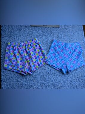 Bundle of 2 Girls XL Happy Threads Shorts